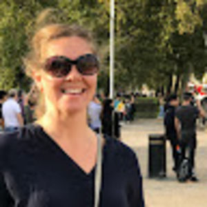 Meet your Posher, Jennifer